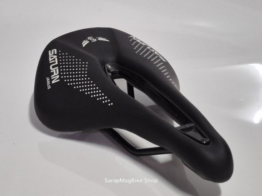 Saturn saddle w/ hole