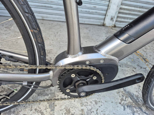 Metropolis E-Bike with Throttle