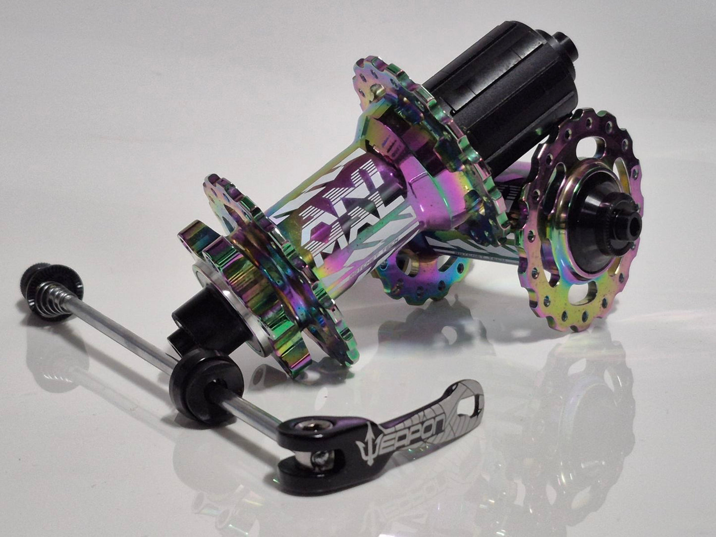 WEAPON HUBS ANIMAL RACHET OILSLICK W/END CAP