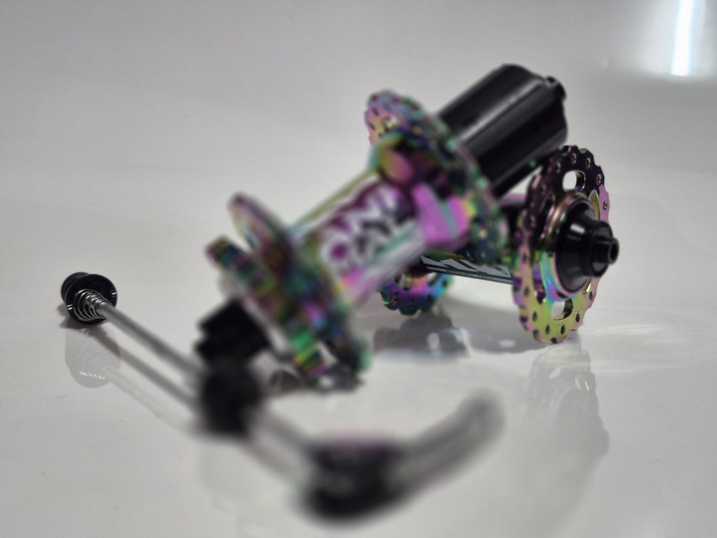 WEAPON HUBS ANIMAL RACHET OILSLICK W/END CAP