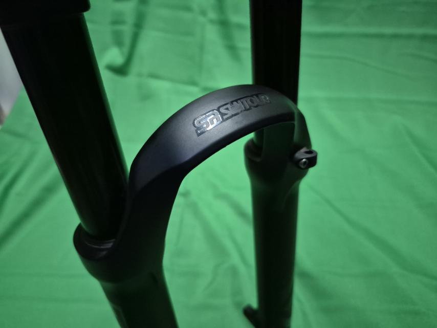 SUNTOUR FORK EPIXON 27.5 TAPARED